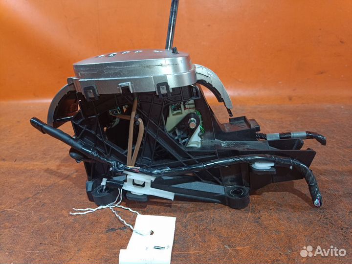 Ручка кпп Toyota Vitz NCP131