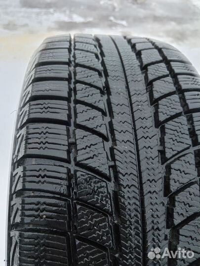 Triangle TR777 225/50 R17 98V