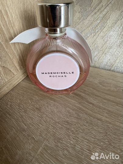 Туалетная вода mademoiselle rochas