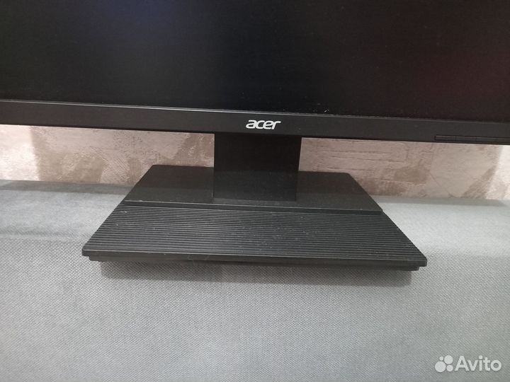 Монитор Acer 22