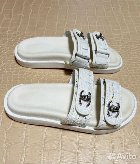 Шлёпанцы женские Chanel