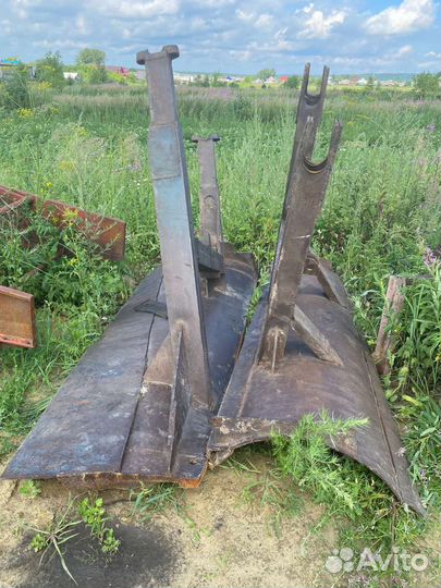 Лопата на трактор