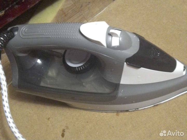 Утюг с парогенератором