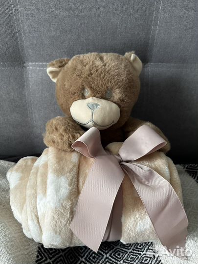 Мягкая игрушка (новая ) с пледом