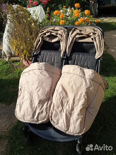 Продам коляску для двойни