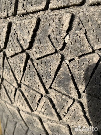 Bridgestone Blizzak DM-V2 225/55 R18 98T