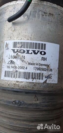 Амортизатор передний правый Volvo Хc60