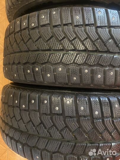 Колеса с резиной в сборе 225/50/17