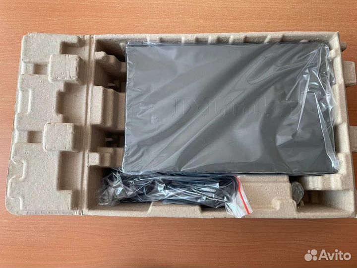 Коммутатор D-Link DES-1024D