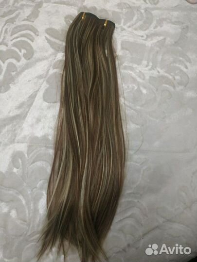 Волосы на заколках