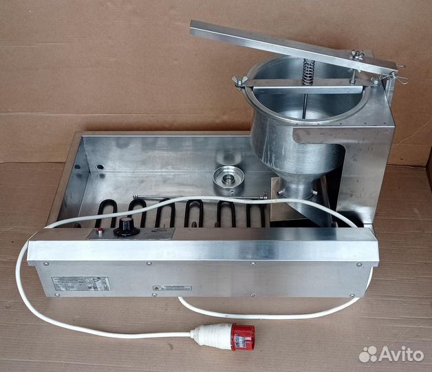 Пончиковый аппарат (чебуречница) Sikom