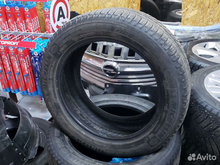 Michelin X-Ice North XIN3 245/50 R18 104H