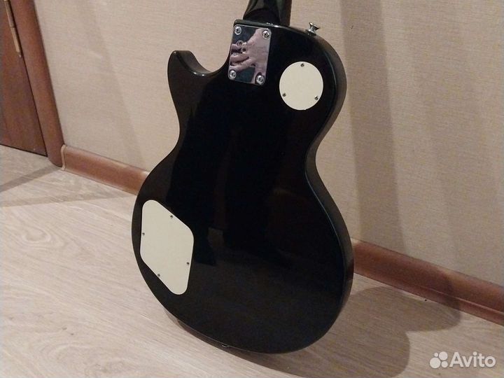 Электрогитара epiphone les paul 100