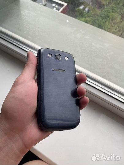 Samsung B2700