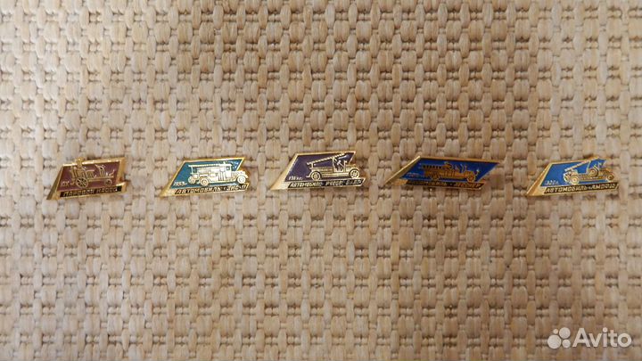 Значки автомобили, мотоциклы СССР
