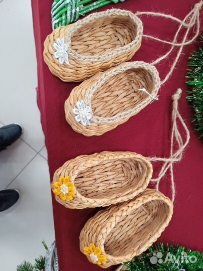 Шкатулки, сундучки, сумочки и другие изделия