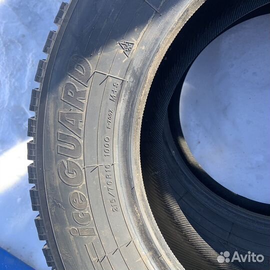 Yokohama Ice Guard F700Z 215/70 R16