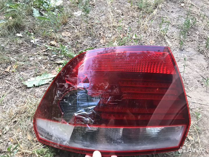 Фара задняя левая volkswagen polo