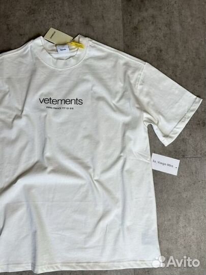 Футболка Vetements