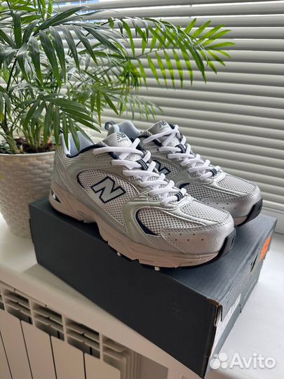New Balance 530