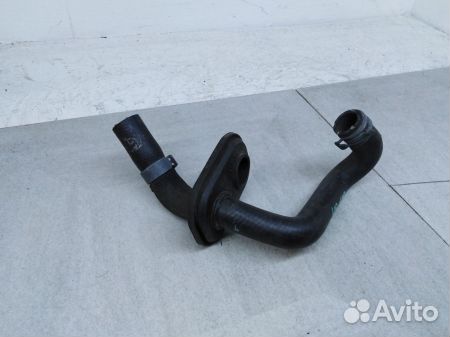 Патрубок системы охлаждения