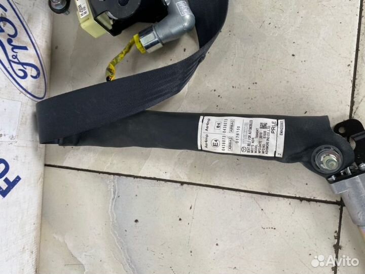 Ремень безопасности передний правый Mazda Mazda3