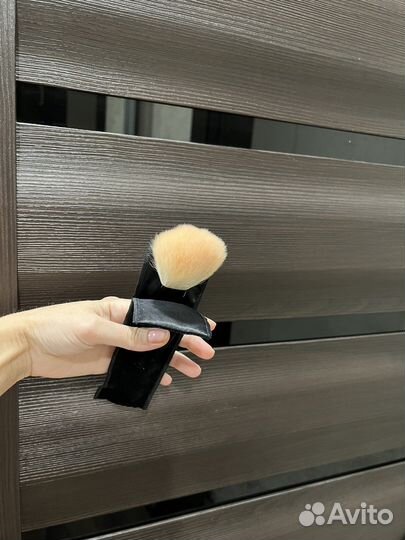 Кисть armani оригинал натуральная бу