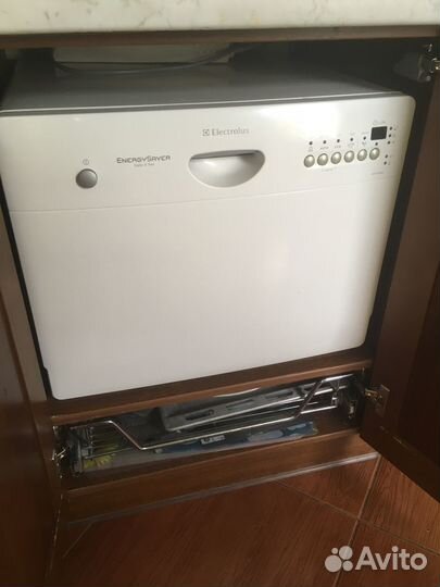 Посудомоечная машина Electrolux ESF 2440