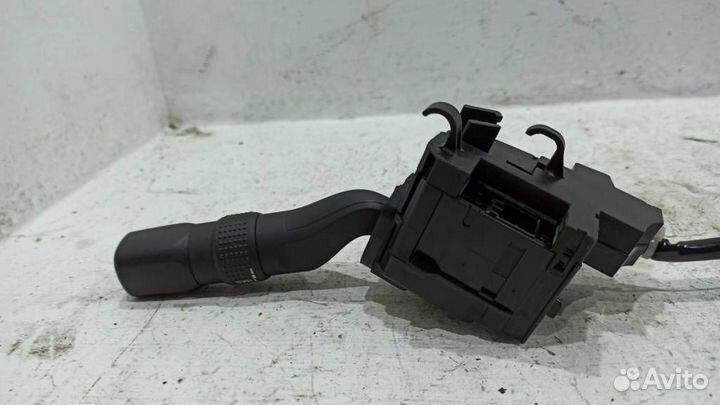 Переключатель стеклоочистителей подрулевой