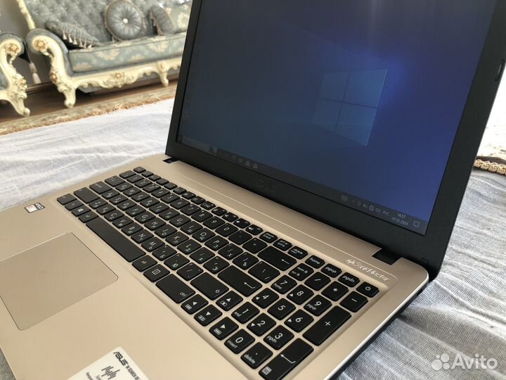 Ноутбук Asus как новый