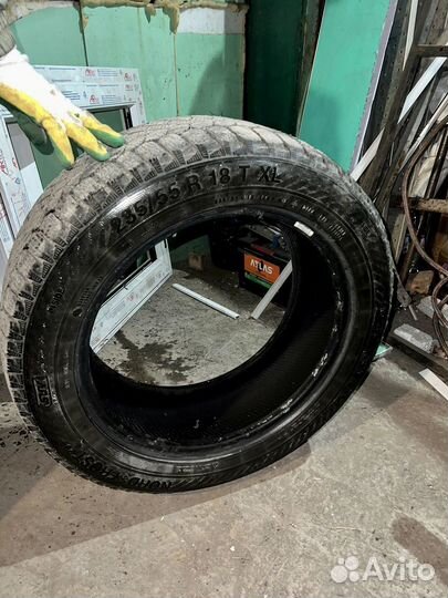 Gislaved Nord Frost 200 235/55 R18 104T