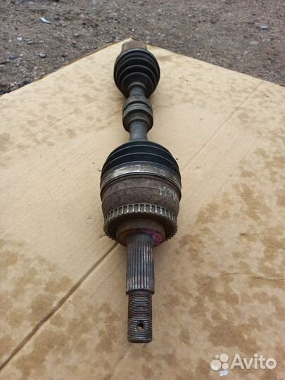 Привод передний левый Ниссан Икстрейл Т30