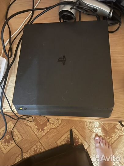 Sony PS4 slim 1tb