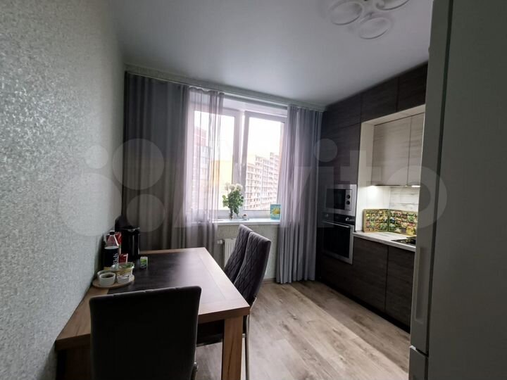 2-к. квартира, 63,2 м², 9/16 эт.