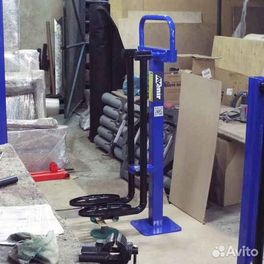 Уличный тренажер разведение ног AVU028