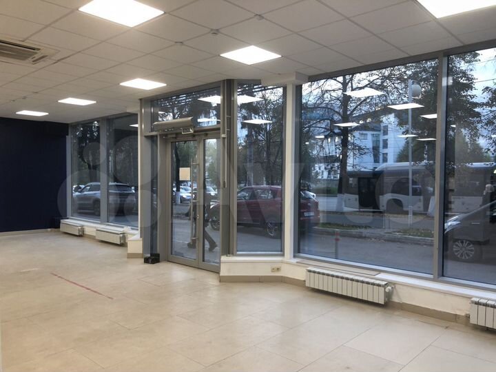 Магазин, офис, 227.8 м²