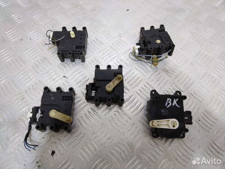 Mazda 3 bk моторчики, заслонки, печки