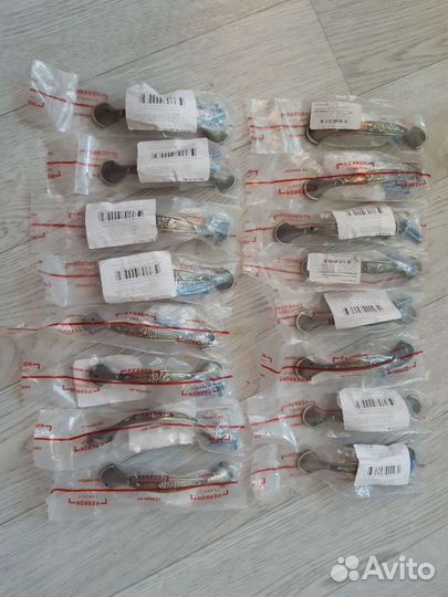 Ручки для мебели новые