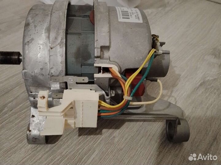 Мотор от стиральной машины zanussi