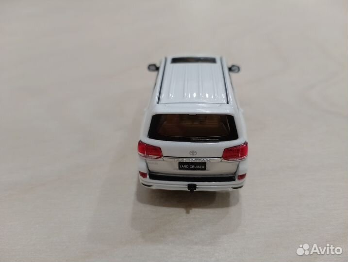 Toyota Land Cruiser 200 Facelift (2015-2021)