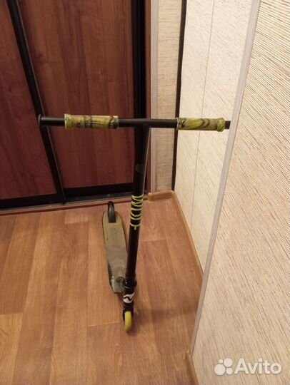 Трюковой самокат