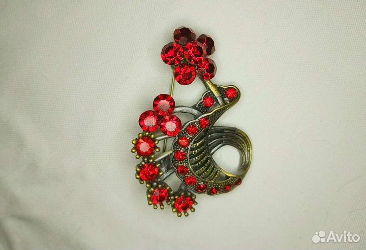 Винтажная брошь Коллекция