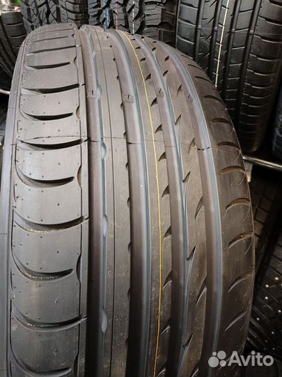 Roadstone N8000 235/50 R18