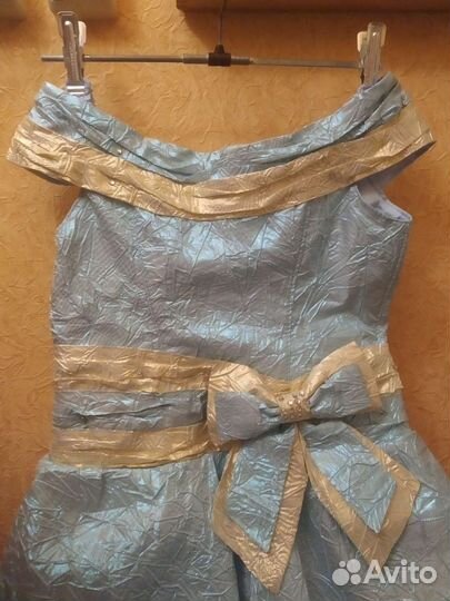 Праздничное нарядное платье для девочки (146 см)