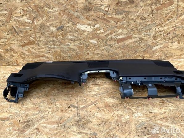 Торпедо с подушкой Lexus NX 200/300