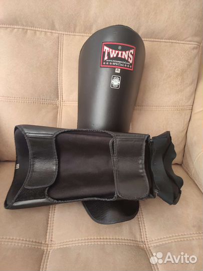 Защита голени и стопы Twins