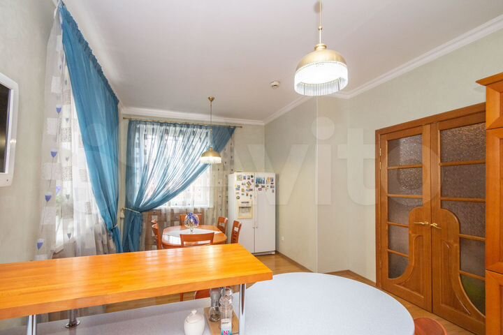 Коттедж 466 м² на участке 5,1 сот.