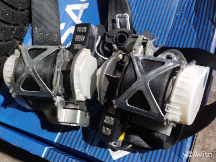 Volkswagen Jetta 6 ремни безопасности