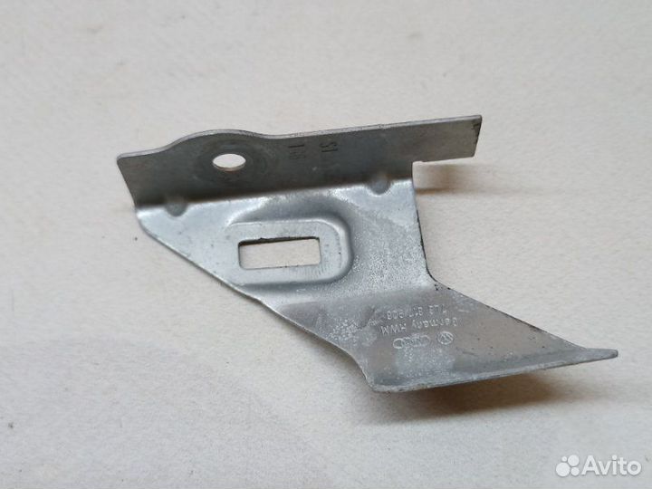 Кронштейн Volkswagen Touareg 7L AXQ 2006