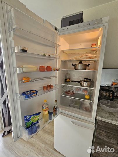 Холодильник Bosh KGV39X25\01